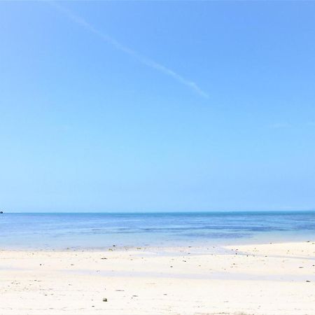 Beach Side Resort Grand Blue Okinawa Nago Kültér fotó